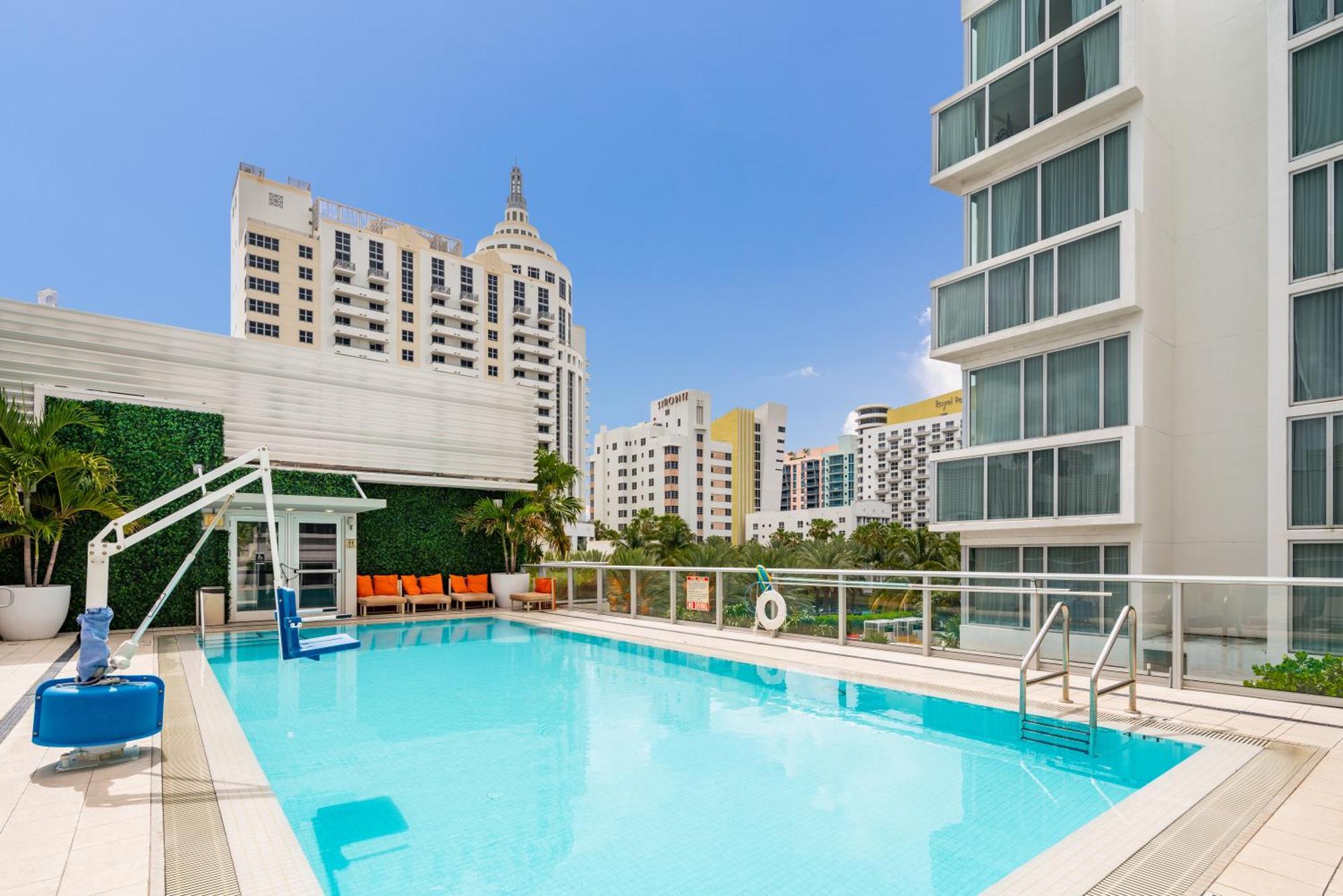 Iberostar Waves Berkeley Shore — Photos 1